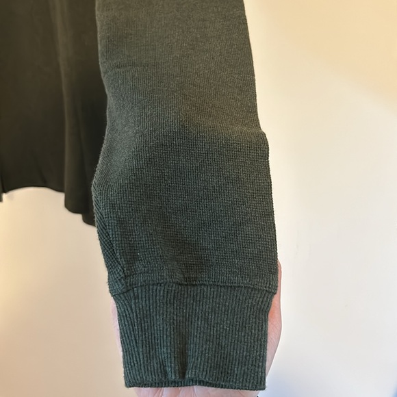 L.L. Bean Green Waffle Knit Sweater 100% Cotton Size S - Picture 3 of 7